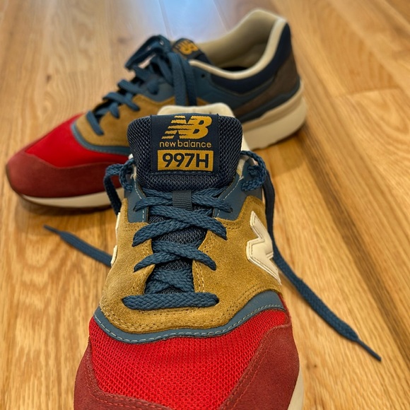 New Balance 997H, sz 10.5 - Picture 4 of 7